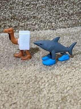 Shark with sneakers & Camel in washer set of 2 Brain rot 1” figure